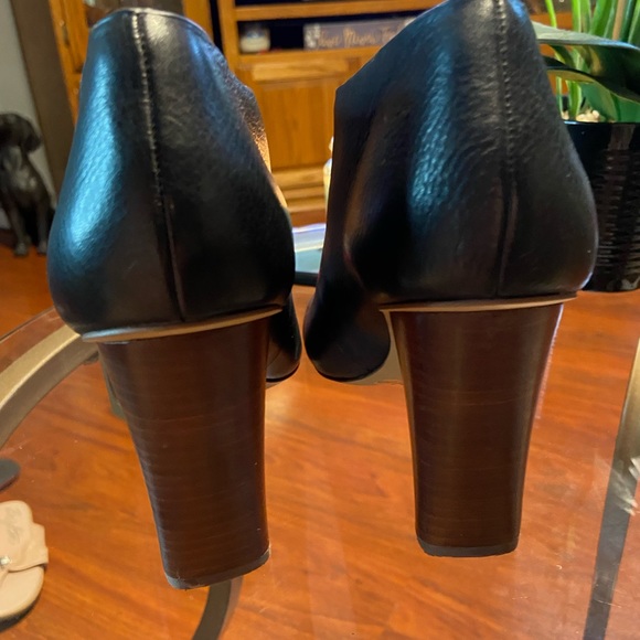 vince camuto booties - Picture 3 of 5